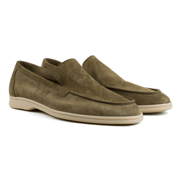 Berwick Palma Flex Loafers In Pistachio Green Suede