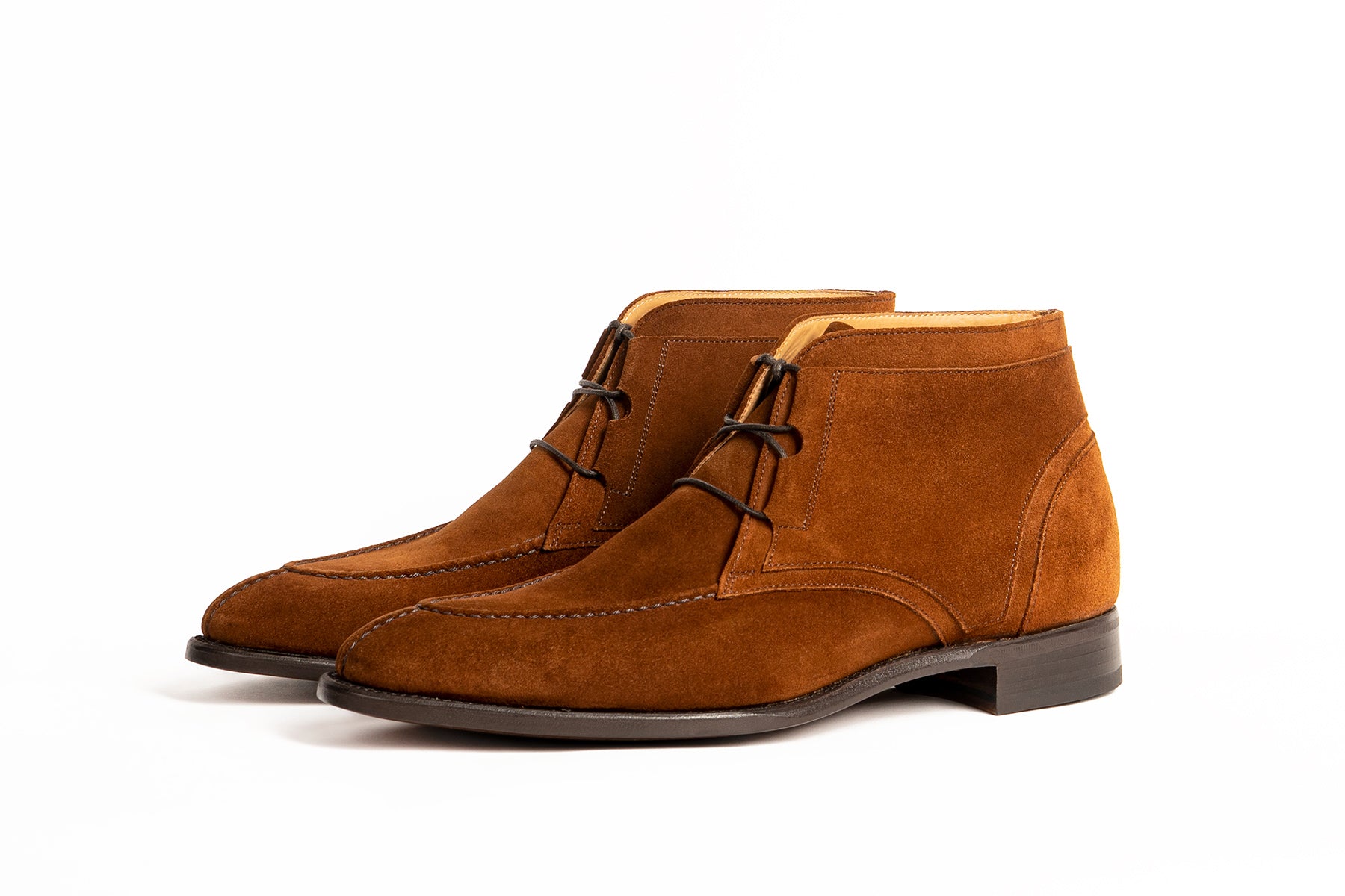 Carlos Santos 9989 Split-Toe Chukka Boots In Mid-Brown Suede