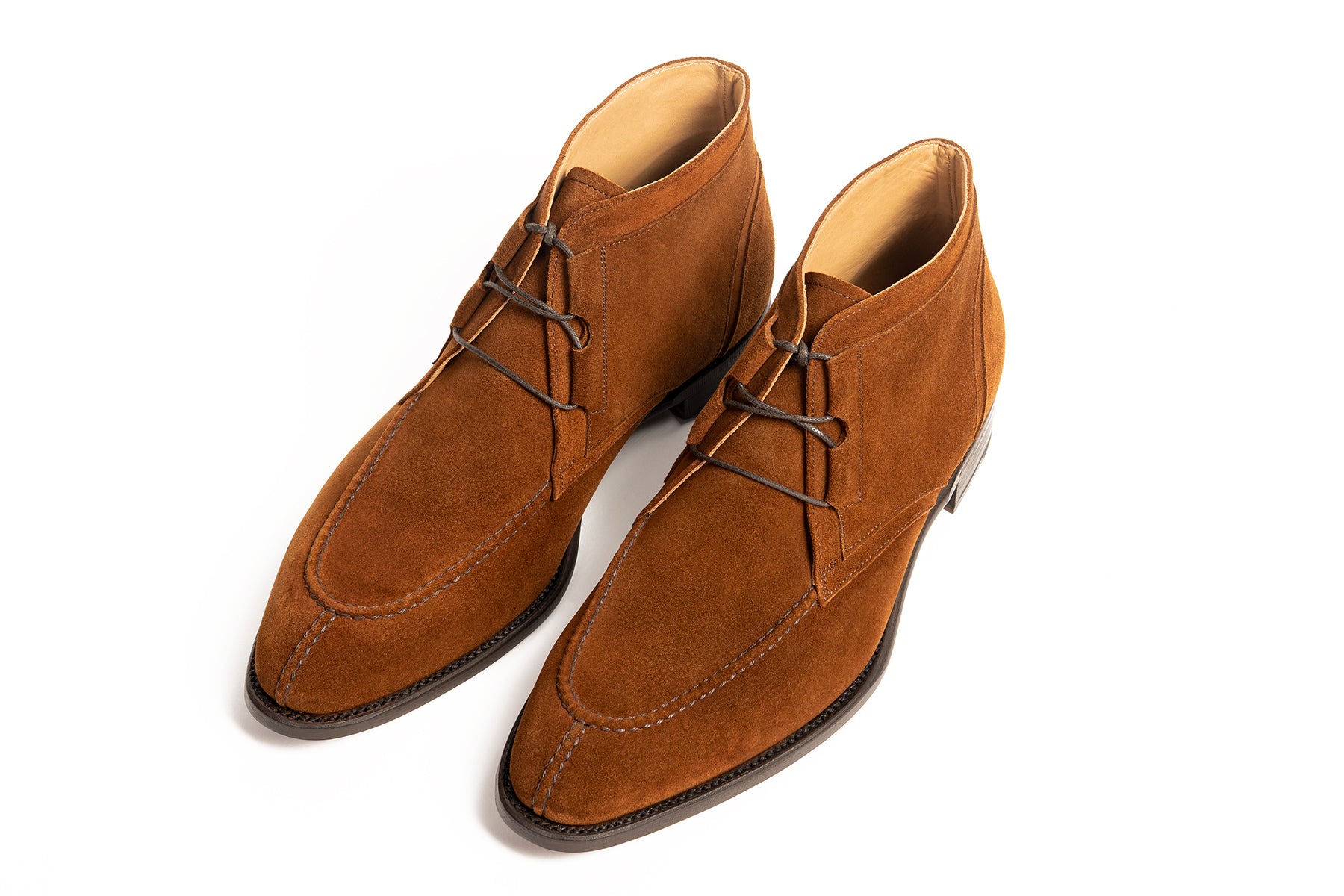 Carlos Santos 9989 Split-Toe Chukka Boots In Mid-Brown Suede